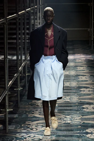 Look 43